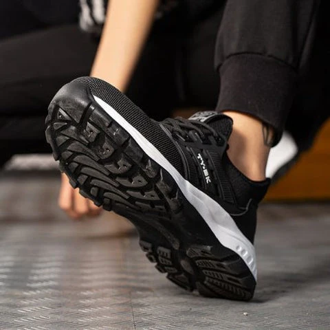 JACK orthopedic work and safety shoes shown in a stylish design
