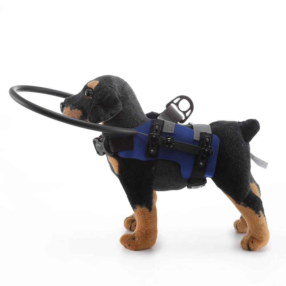 Guide dog harness with lightweight guiding strap