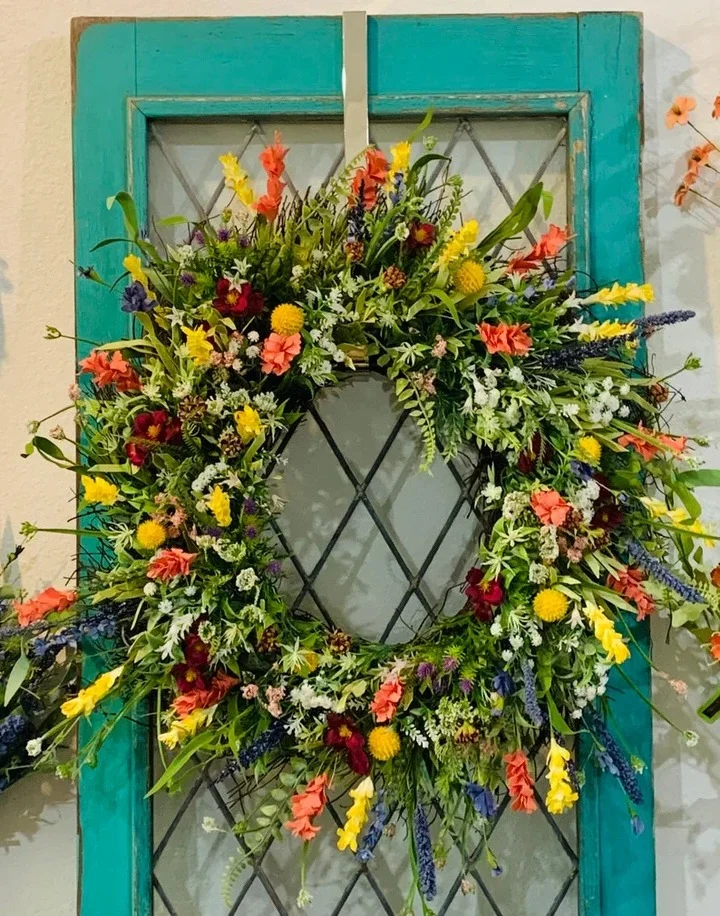 Close-up of wreath details