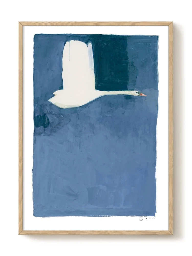 Elegant White Canvas Art for Timeless Spaces