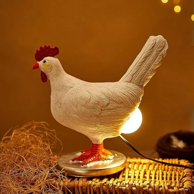 Rustic Wooden Hen Lamp